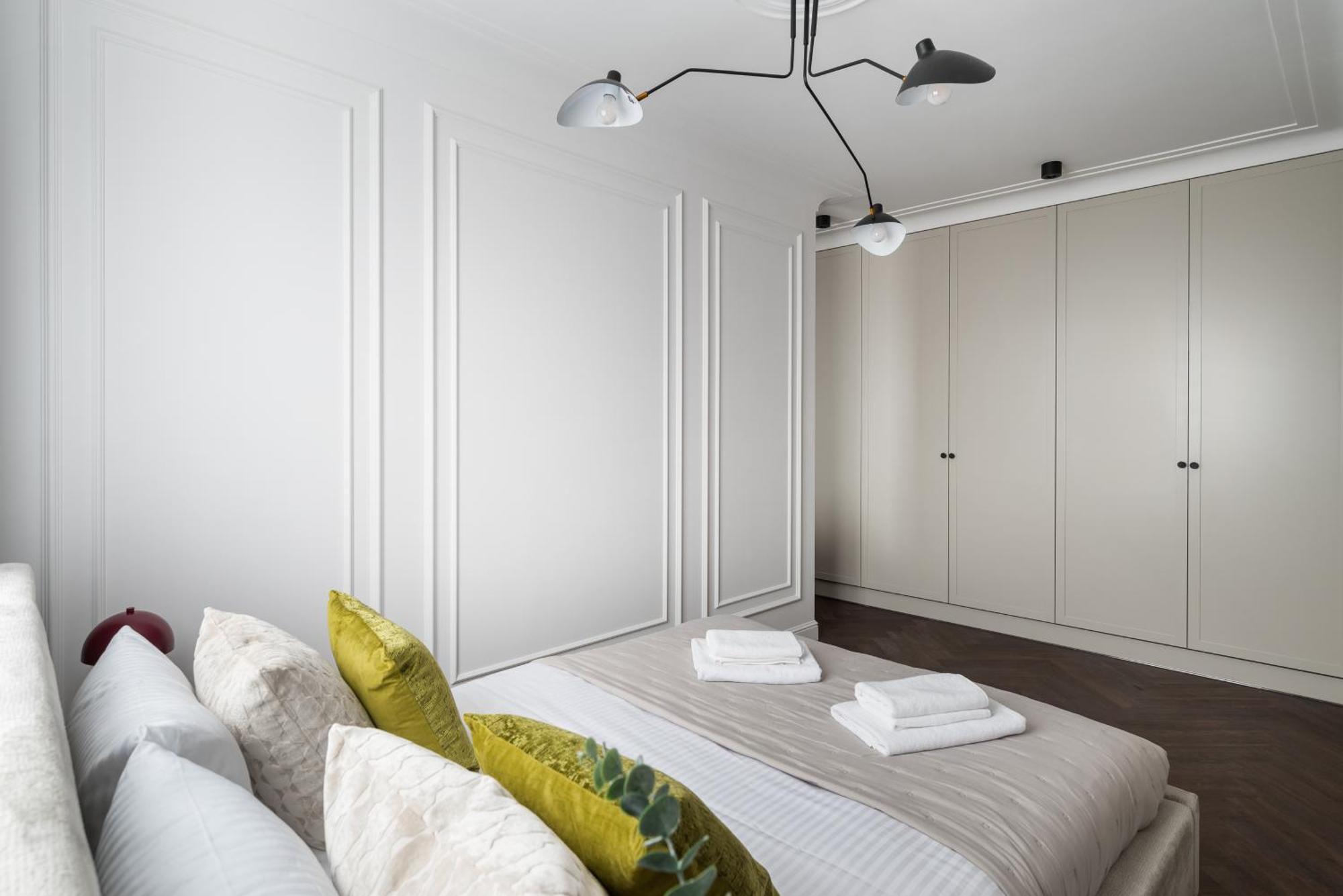 City Centre Deluxe Apartment Warschau Buitenkant foto